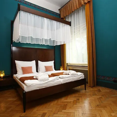 Chateau Kotera מלון 4*